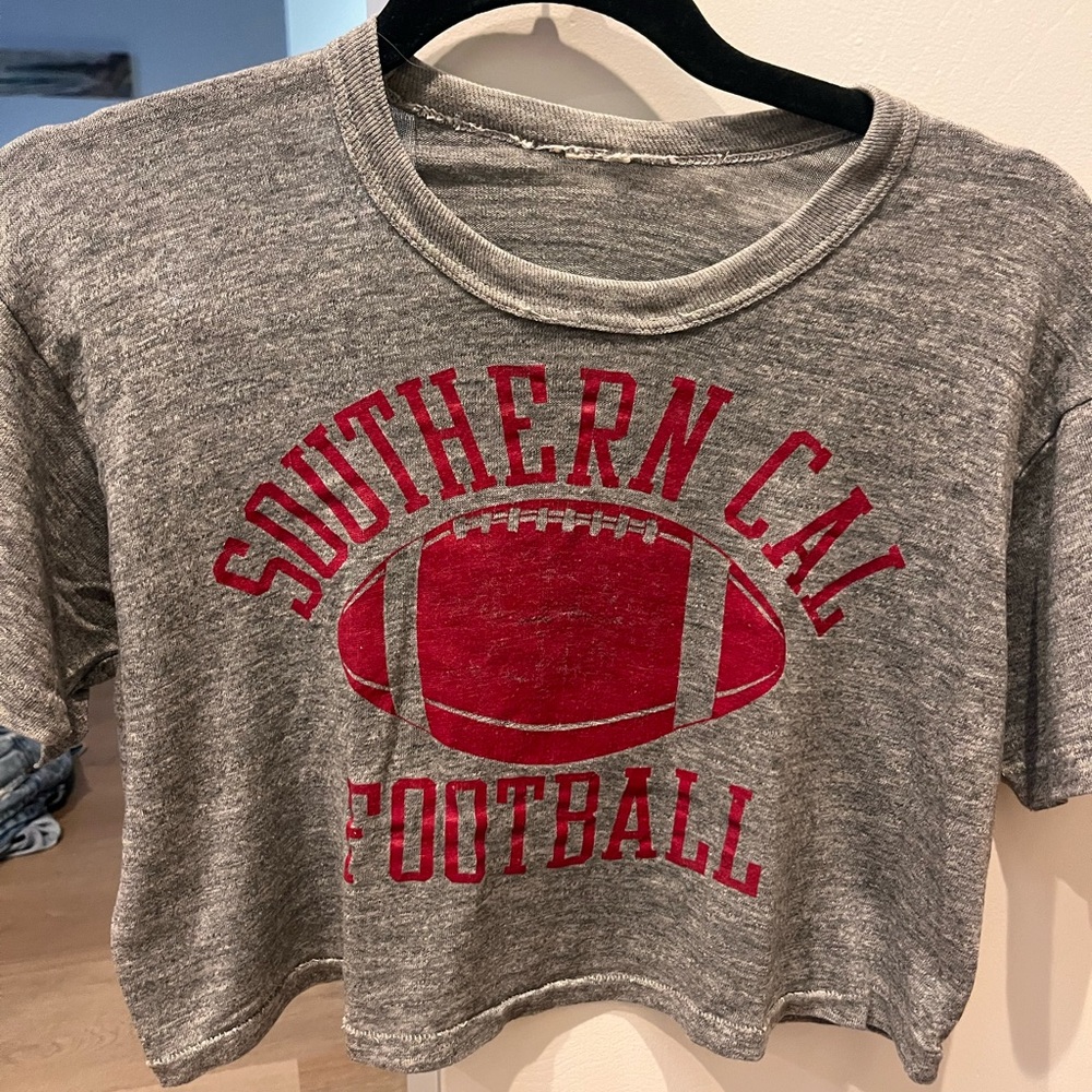 Vintage 80s USC football team training shirt cropped